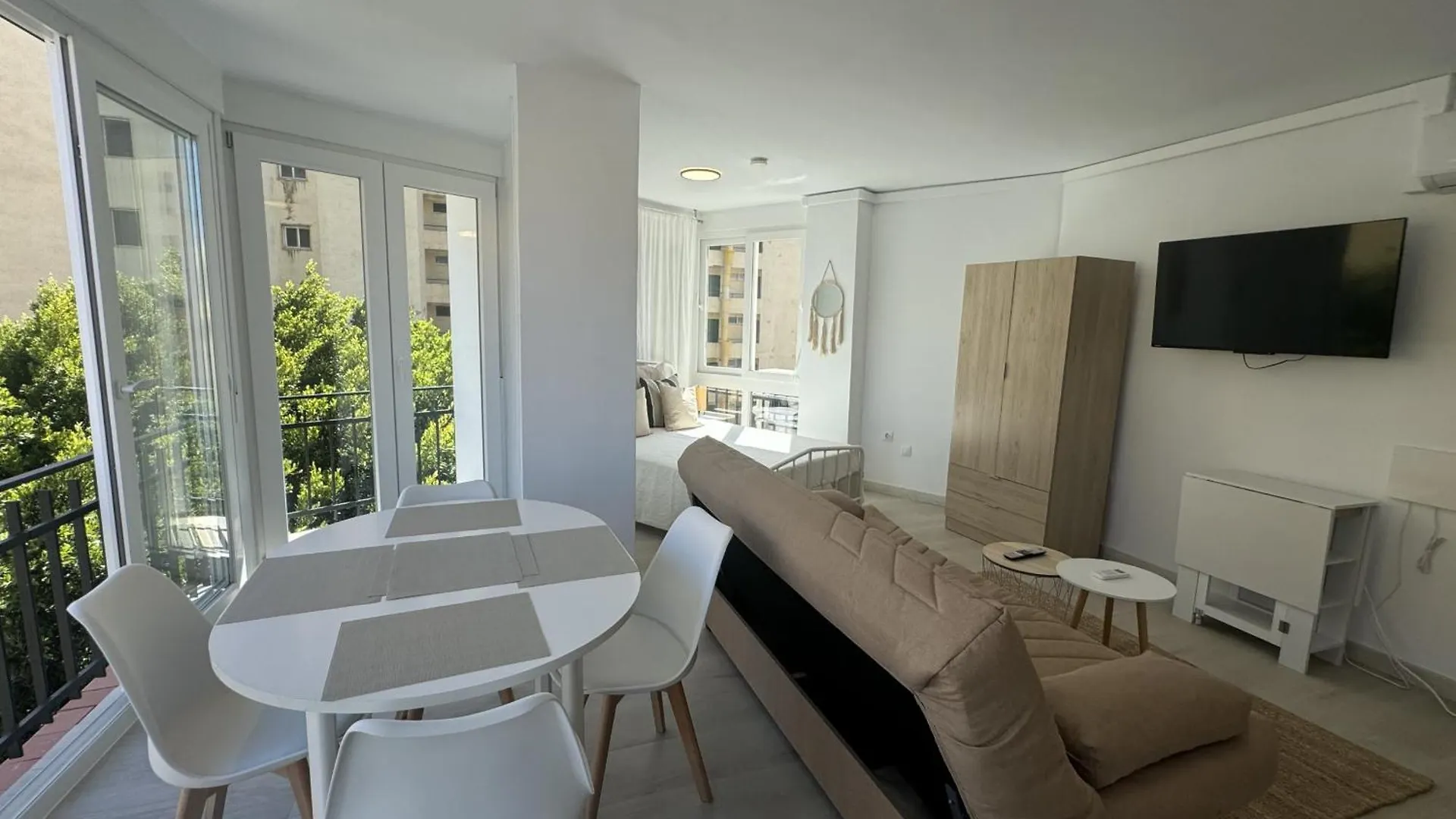 Fuengirola Sunset By Homing Apartamento 0*,