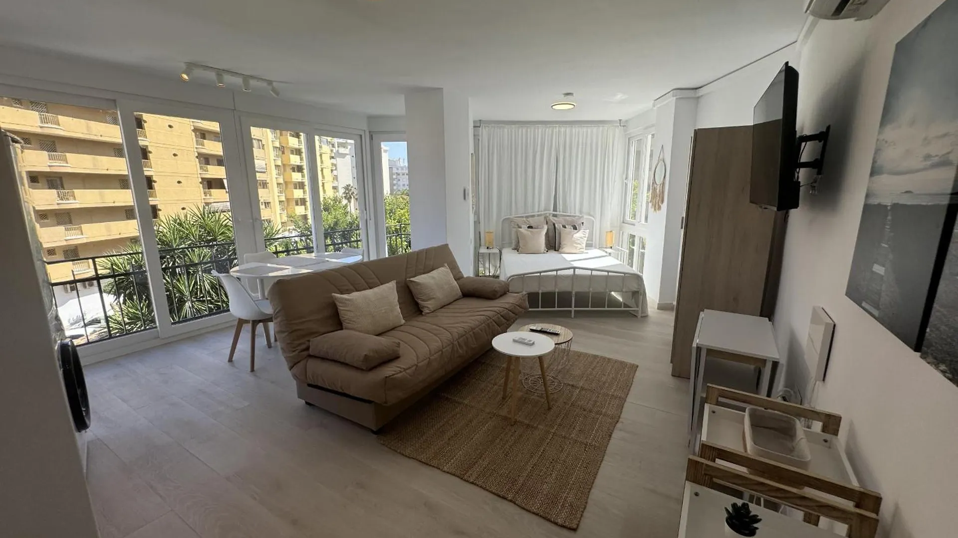 Fuengirola Sunset By Homing Apartamento